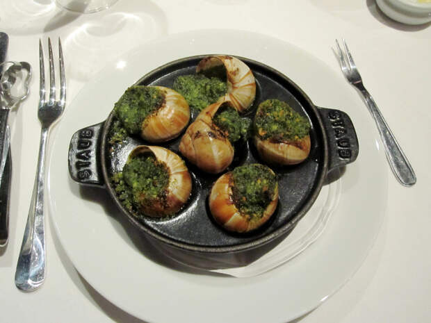 Эскарго (Escargots de Bourgogne, запеченные бургундские улитки) - Франция еда, народы мира, странная еда