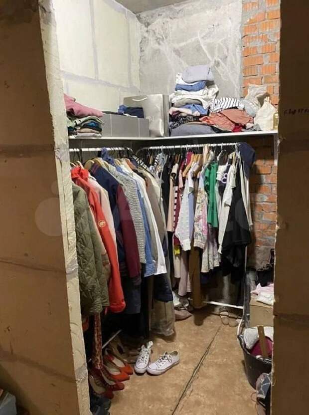 Не «нет денег на ремонт», а суровый московский лофт Не «нет денег на ремонт», а суровый московский лофт
