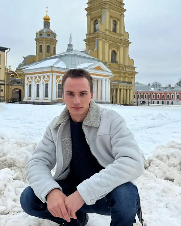 Старше на 12 лет. Мать дочери Тимати встречается с 17-летним подростком