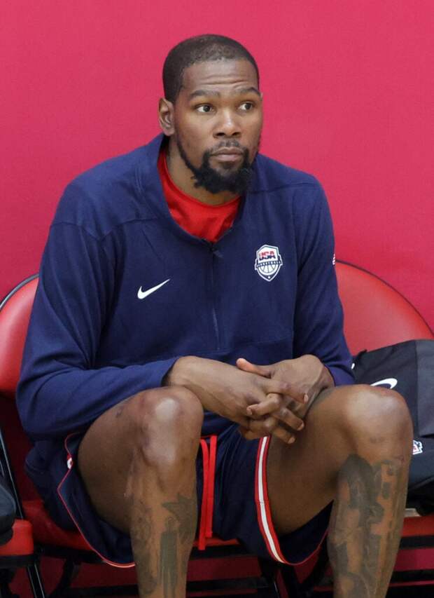 Kevin Durant #7 of the 2024 USA Basketball Men's National Team looks on during a practice session at the team's training camp at the Mendenhall Center at UNLV on July 07, 2024 in Las Vegas, Nevada. 