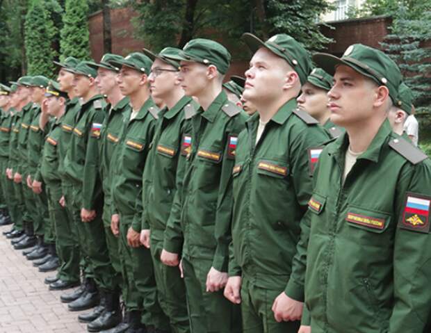 Министерство обороны отчитало военкоматы за халатность и мобилизацию «всех граждан без разбора»