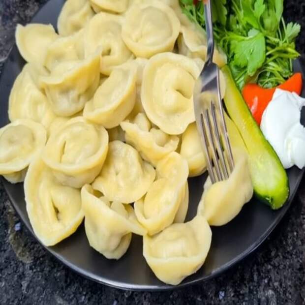 Вкуснее, чем классика! Идеальные домашние пельмени с эластичным тестом на воде и необычной начинкой