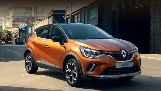 Renault captur. В европейской версии длина составляет 4228 (+106 мм к прошлому поколению), ширина — 1797 (+19), высота — 1566 (идентична), колёсная база — 2639 мм (+33), объём багажника — 536 л. У предшественника было 377–455 л в зависимости от продольной регулировки задних кресел. Такая же регулировка, на 16 см, есть и в новичке.