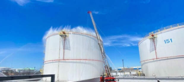 Российские ПВО сбили более сотни украинских дронов. В Феодосии поражена нефтебаза Российские ПВО сбили более сотни украинских дронов. В Феодосии поражена нефтебаза