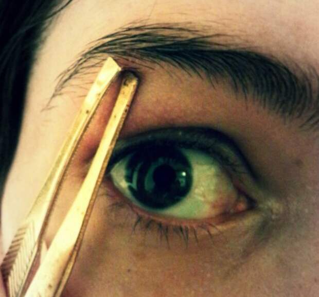 eyebrow-610x568