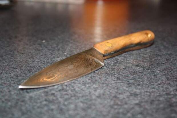 Изготовление небольшого ножа из дамасской стали
