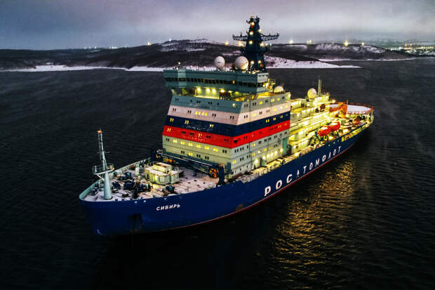 В замерзающий Финский залив отправили атомный ледокол «Сибирь»