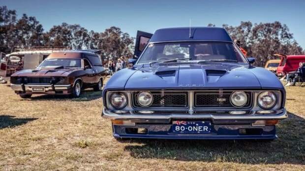 Holden Sandman и Ford XB Surferoo - легковые фургоны для австралийцев
