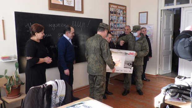 В Нагорном Карабахе при посредничестве миротворцев РФ открылась школа