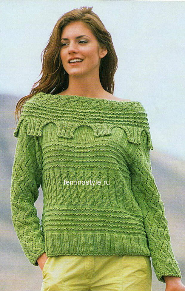 Пуловер с рельефным узором спицами
