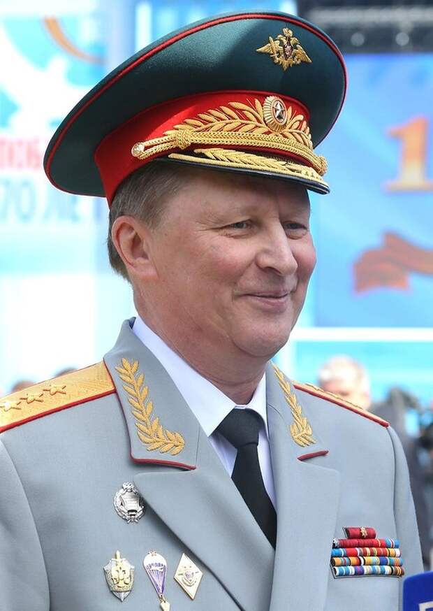 Sergei_Ivanov_on_Victory_Day_Parade_9_May_2015.jpg