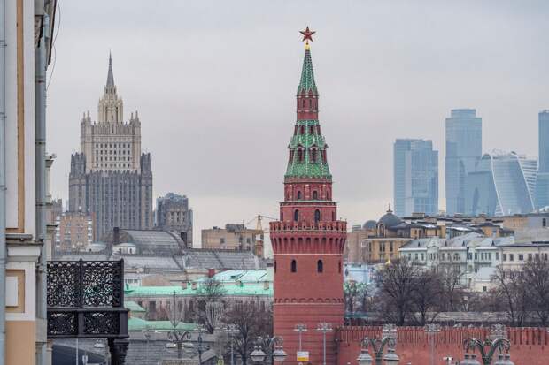 Песков: Зеленский словами о продолжении конфликта противоречит самому себе