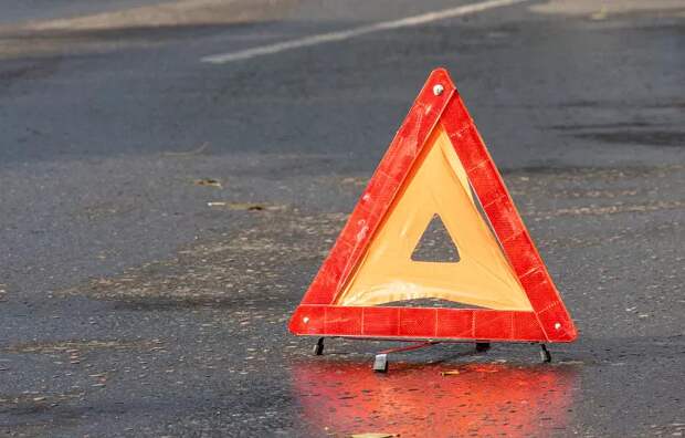 Два человека попали в больницу после ДТП на улице Ложевой в Туле