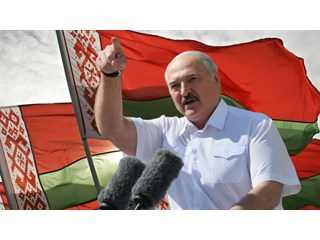 Лукашенко развернул против Польши и Литвы их же "главное оружие"