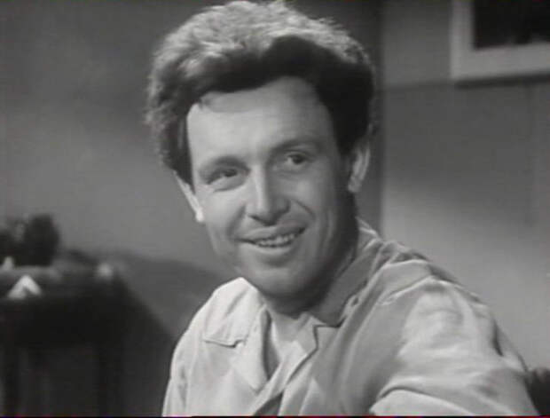 Рядом с нами (1957)