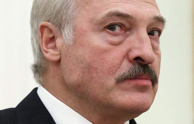 Батька съехал с катушек, или как Лукашенко симпатизирует «братской Украине» в её борьбе за «независимость»