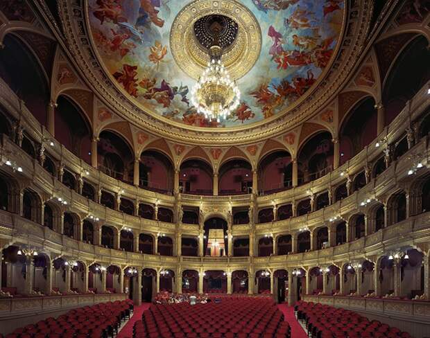 opera_theatre03.jpg