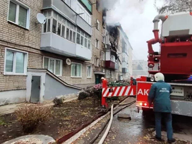 Взрыв разворотил пятиэтажку в Тамбовской области: погибли три человека