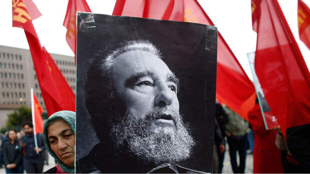Эпоха команданте: ушёл из жизни лидер кубинской революции Фидель Кастро 