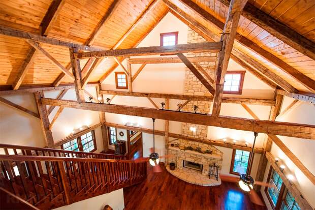 Жилой дом из старого деревянного сарая