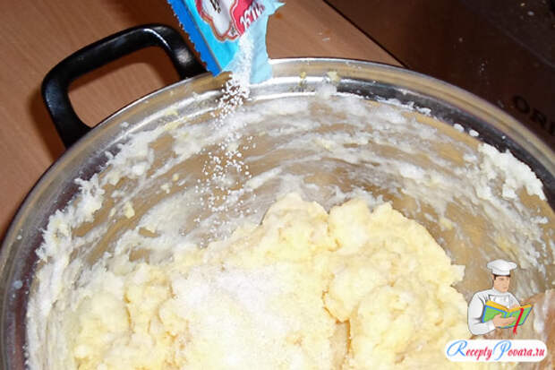 Добавляем ванильный сахар.