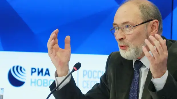 Вильфанд предупредил о жаркой второй половине лета