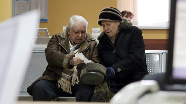 Работающие россияне будут получать нищенскую пенсию