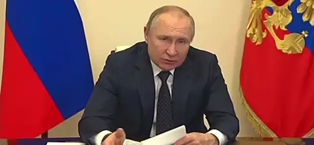 Владимир Путин проводит совещание по ситуации в Крыму накануне годовщины...