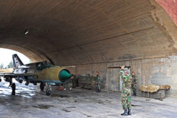 СМИ: Сирия переместит военные самолеты ближе к базе РФ