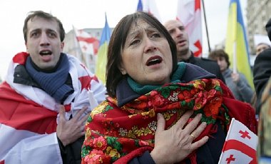 В Грузии и Украине прошли акции против российской агрессии В Грузии и Украине прошли акции против российской агрессии