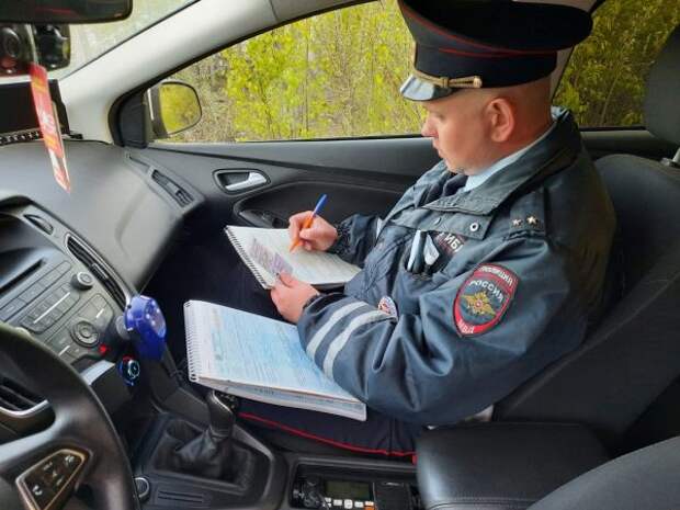 За выходные в Новоуральске выявлено 71 нарушение ПДД