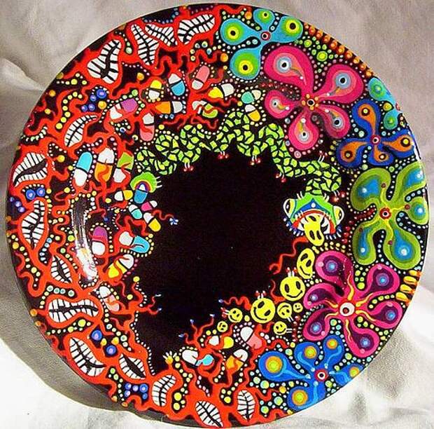 роспись тарелок акриловыми красками - растительные узоры