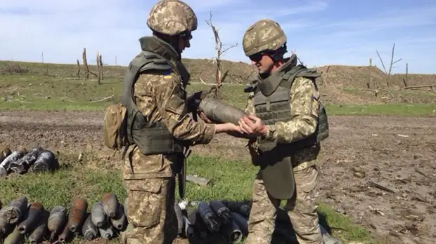 Генштаб ВСУ назвал возможную причину взрывов на арсенале в Балаклее