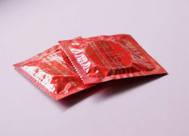 В сентябре в РФ стартует эксперимент по маркировке презервативов и филлеров