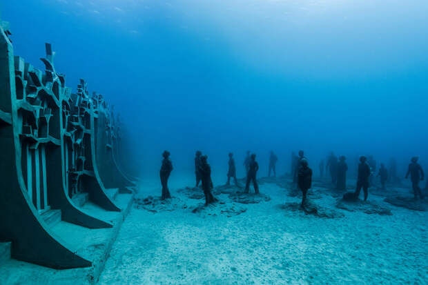 Первый в Европе подводный музей Atlantico