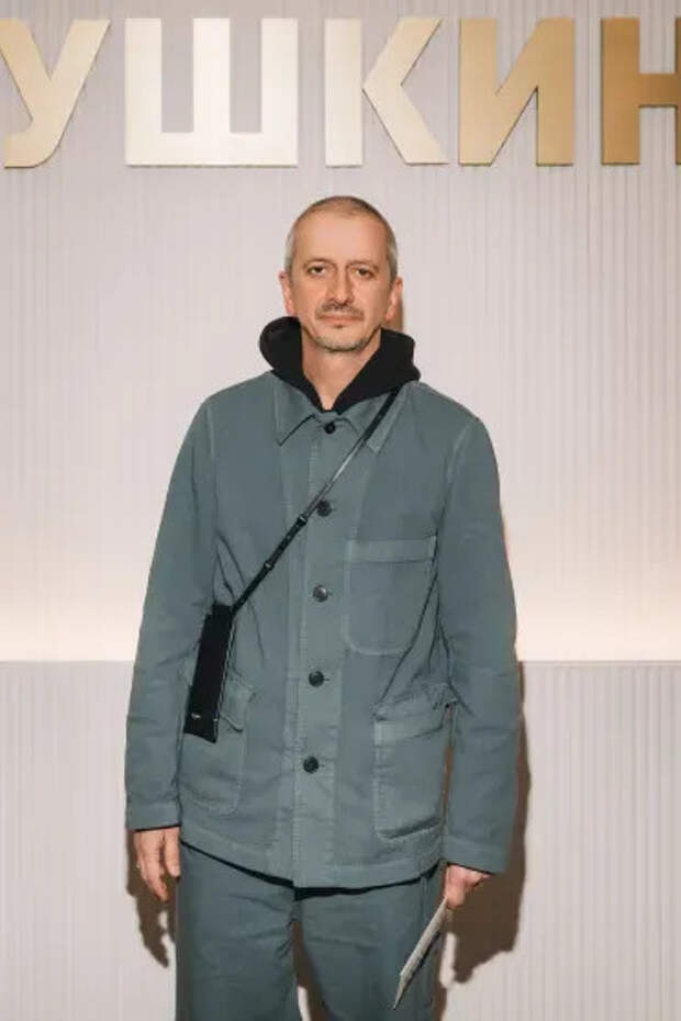 Константин Богомолов