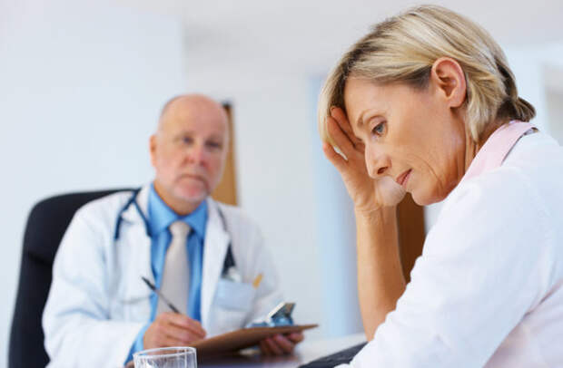 Родинка покрылась корочкой: симптомы, описание, причины, необходимые анализы, проведение диагностики и консультации специалистов