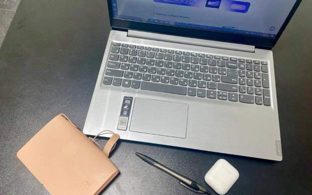 Россиянам рассказали, сколько часов они проработают в январе