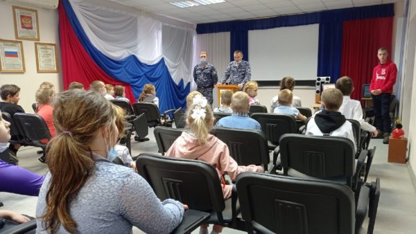 Александр Бушманов член Общественного совета при МУ МВД России Новоуральского ГО и МО