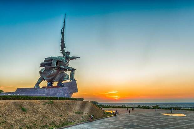 Почему в России есть целые города-герои? (ФОТО)