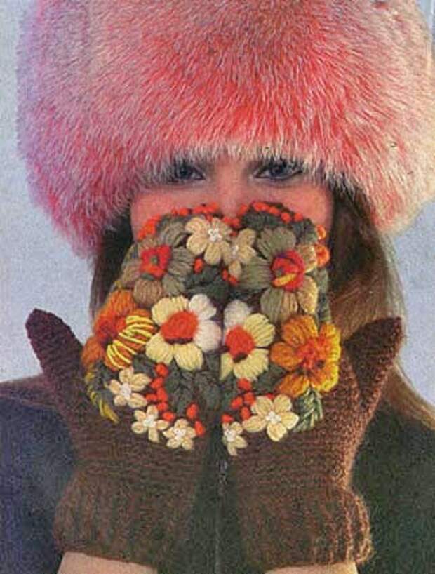 Варежки с вышивкой