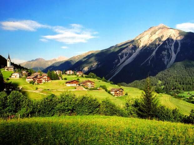 10-perfect-countries-for-travelling-alone-artnaz-com-4