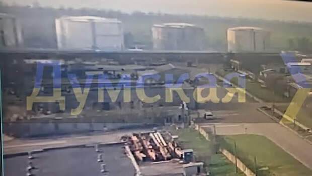 Появились кадры удара по резервуару в порту Одессы