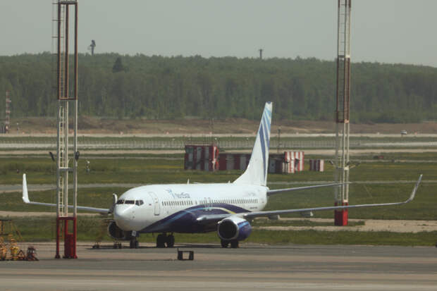 На пермский аэропорт подали в суд из-за выкатившегося за пределы полосы самолета