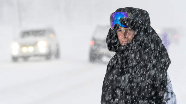 Власти Майкопа попросили жителей помочь расчистить город после мощного снегопада