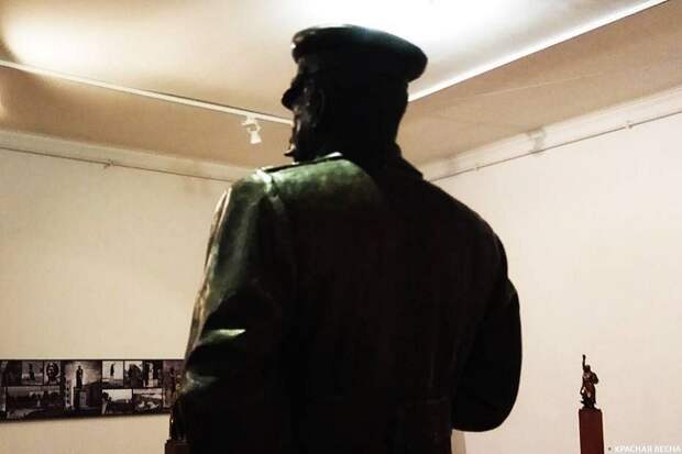 В музее под Ржевом выставят скульптуру Сталина