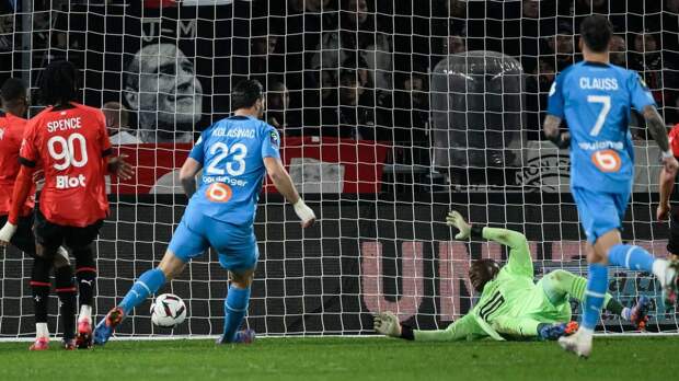 «Марсель» обыграл «Ренн» и сократил отставание от «ПСЖ»