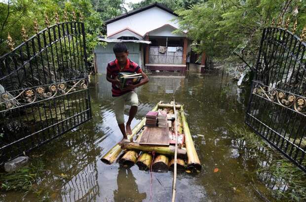 10 ужасающих фото смертоносного наводнения в Азии, о котором никто не рассказывает