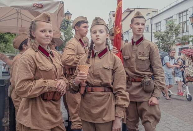 9 фото реконструкции последнего мирного дня перед Великой Отечественной войной