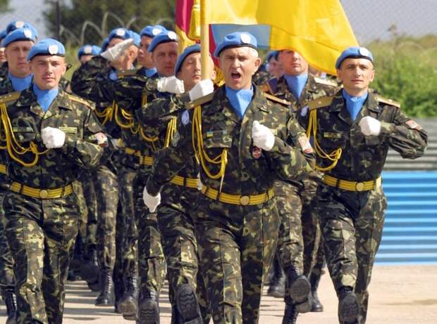 Мацеревич объяснил, почему армия Украины сдала Крым «вежливым людям» Путина